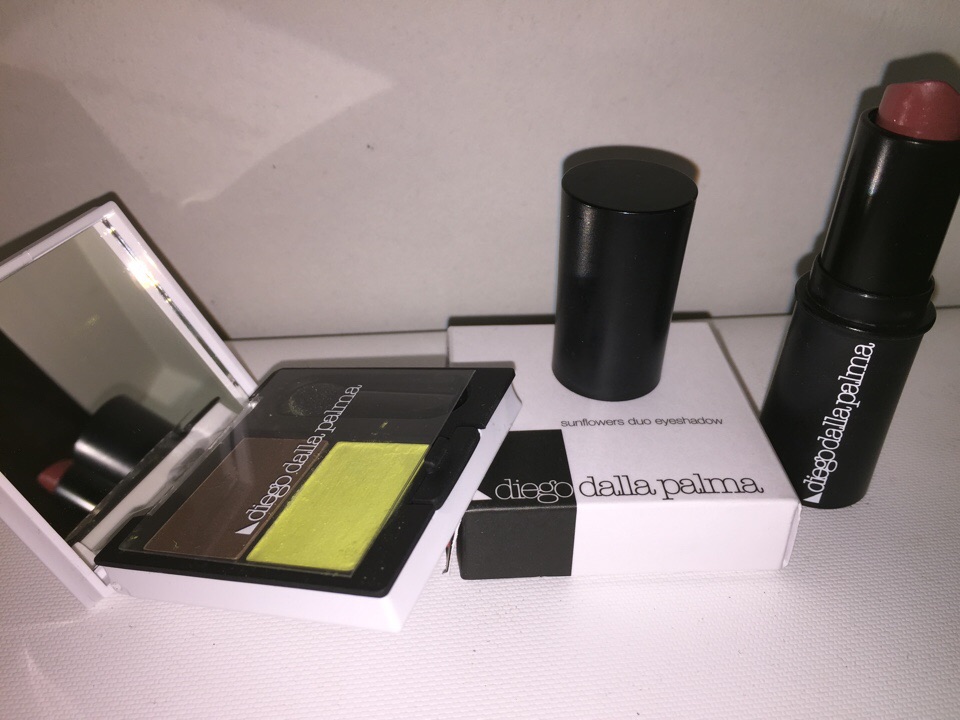 September make-up look