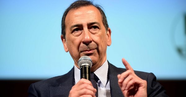 il sindaco di milano beppe sala