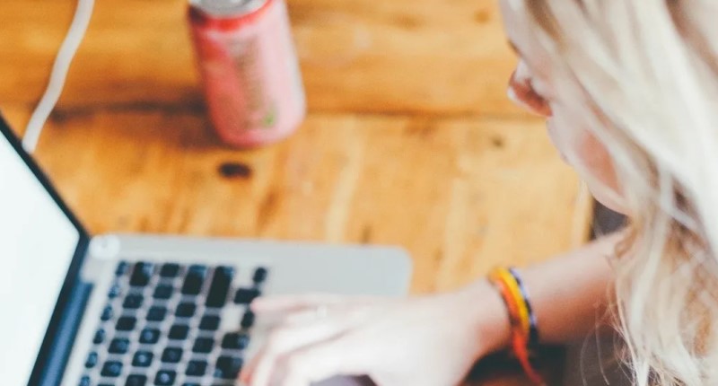 Non trovi la scuola che fa per te? Prova con l’homeschooling e le scuole online