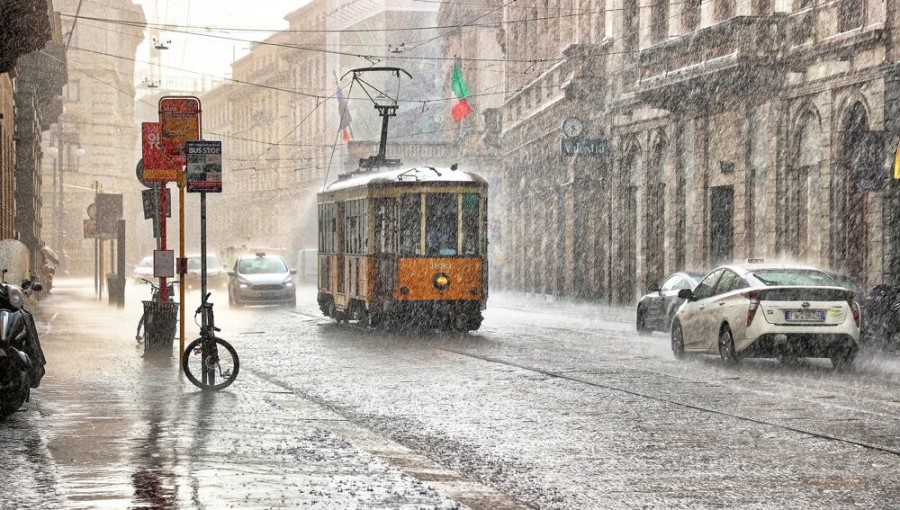 Clima: a Milano autunno 2024 mite ma record di precipitazioni