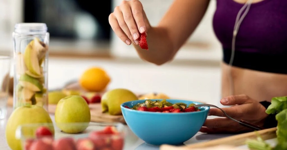 Elettrodomestici smart per dieta estiva leggera e nutriente