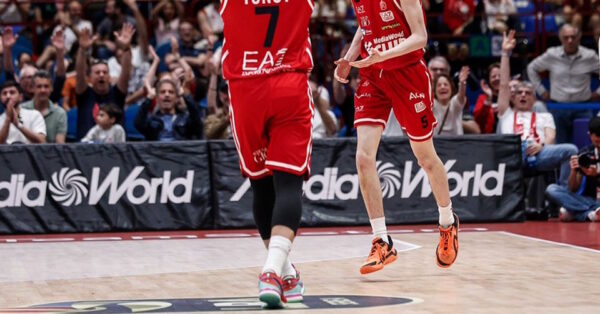 Olimpia Milano travolge Venezia 100-80: Diop e Mannion stellari