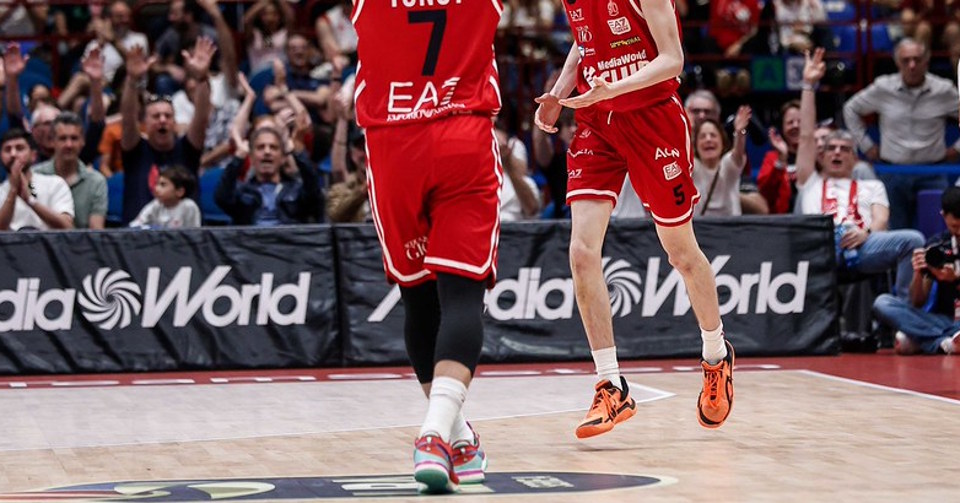 Olimpia Milano travolge Venezia 100-80: Diop e Mannion stellari