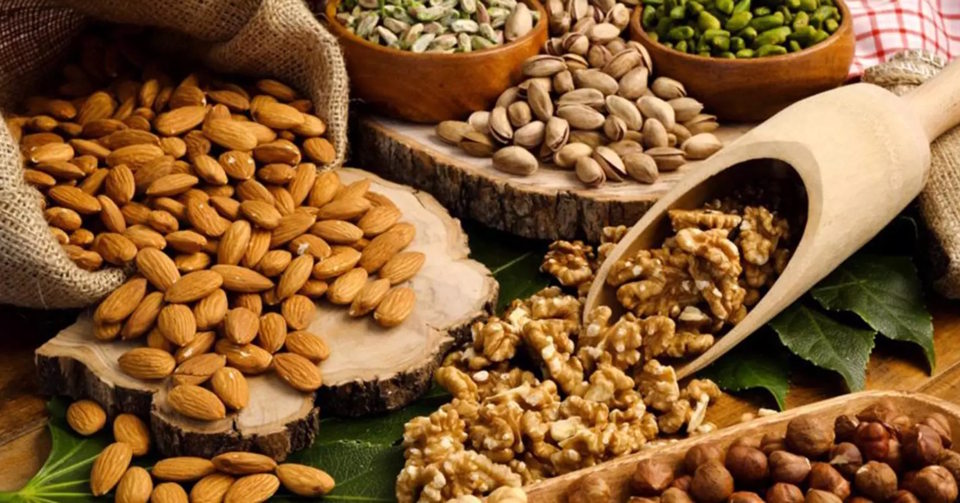 Arachidi: benefici nutrizionali e consumo nella dieta