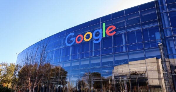 Google compra dati Spirit Airlines per 10 milioni per IA